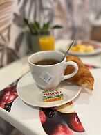 Kyriad Paris 18 - Porte de Clignancourt - Montmartre