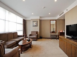 GreenTree Huainan Tianjiaan Square Guangchang road Hotel