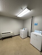 High Falls Inn and Suites