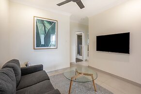 Coopers Colonial Motel