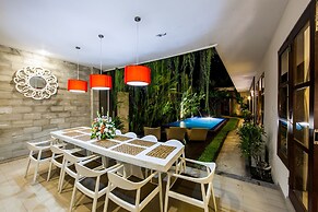 Swiss-Belvillas Umalas