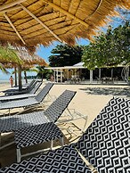 Sabaii Bay Resort