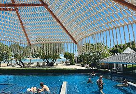 Sabaii Bay Resort