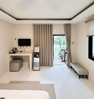 Sabaii Bay Resort