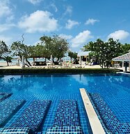 Sabaii Bay Resort