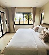 Sabaii Bay Resort