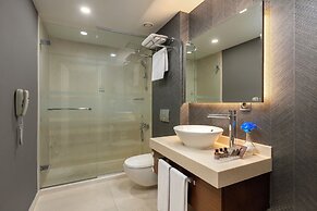 Miracle Istanbul Asia Airport Hotel & Spa