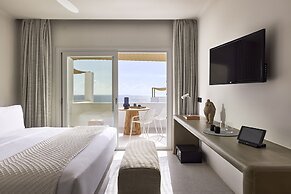 Artemis Seaside Resort