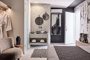 Artemis Seaside Resort