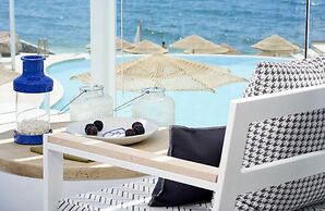 Artemis Seaside Resort