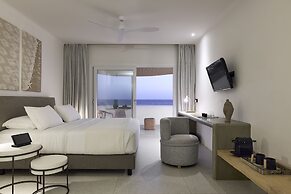 Artemis Seaside Resort