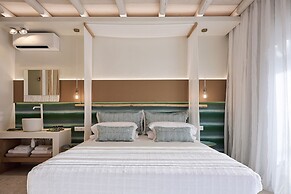 Artemis Seaside Resort