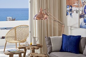 Artemis Seaside Resort