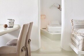 Artemis Seaside Resort