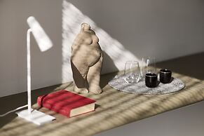 Artemis Seaside Resort