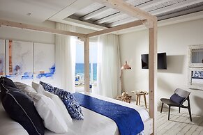 Artemis Seaside Resort