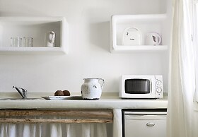 Artemis Seaside Resort