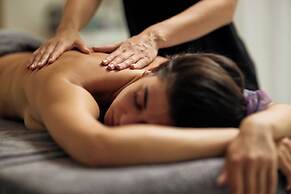 Artemis Seaside Resort