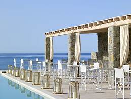 Artemis Seaside Resort