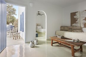 Artemis Seaside Resort