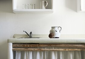 Artemis Seaside Resort