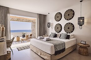 Artemis Seaside Resort