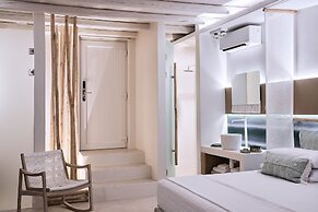 Artemis Seaside Resort