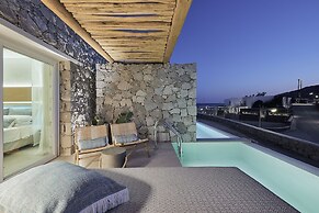 Artemis Seaside Resort