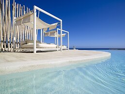 Artemis Seaside Resort