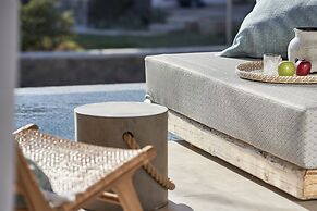 Artemis Seaside Resort