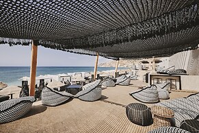 Artemis Seaside Resort