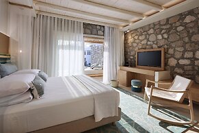 Artemis Seaside Resort