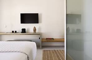 Artemis Seaside Resort