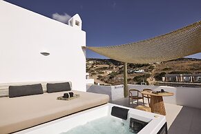 Artemis Seaside Resort