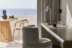 Artemis Seaside Resort