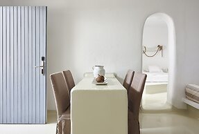 Artemis Seaside Resort