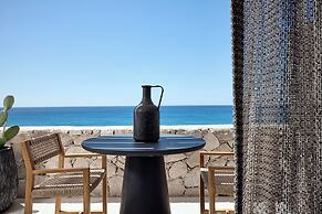 Artemis Seaside Resort