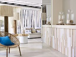 Artemis Seaside Resort