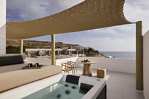 Artemis Seaside Resort