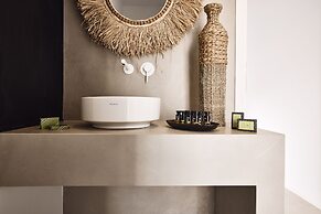 Artemis Seaside Resort