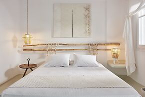 Artemis Seaside Resort