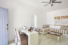 Artemis Seaside Resort