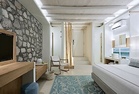 Artemis Seaside Resort