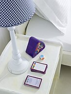 Artemis Seaside Resort