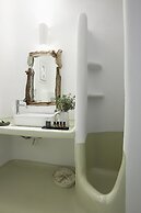 Artemis Seaside Resort