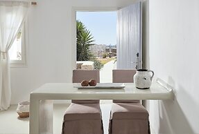 Artemis Seaside Resort