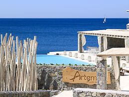 Artemis Seaside Resort