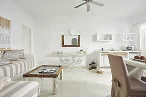 Artemis Seaside Resort