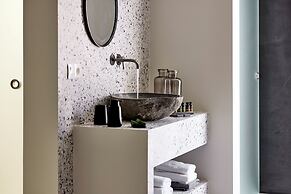 Artemis Seaside Resort