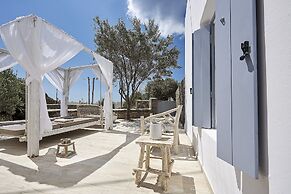 Artemis Seaside Resort